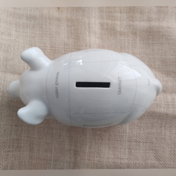 Fred the Pig Budget Cuts piggy bank by Fred and Friends - Picture 5 of 8